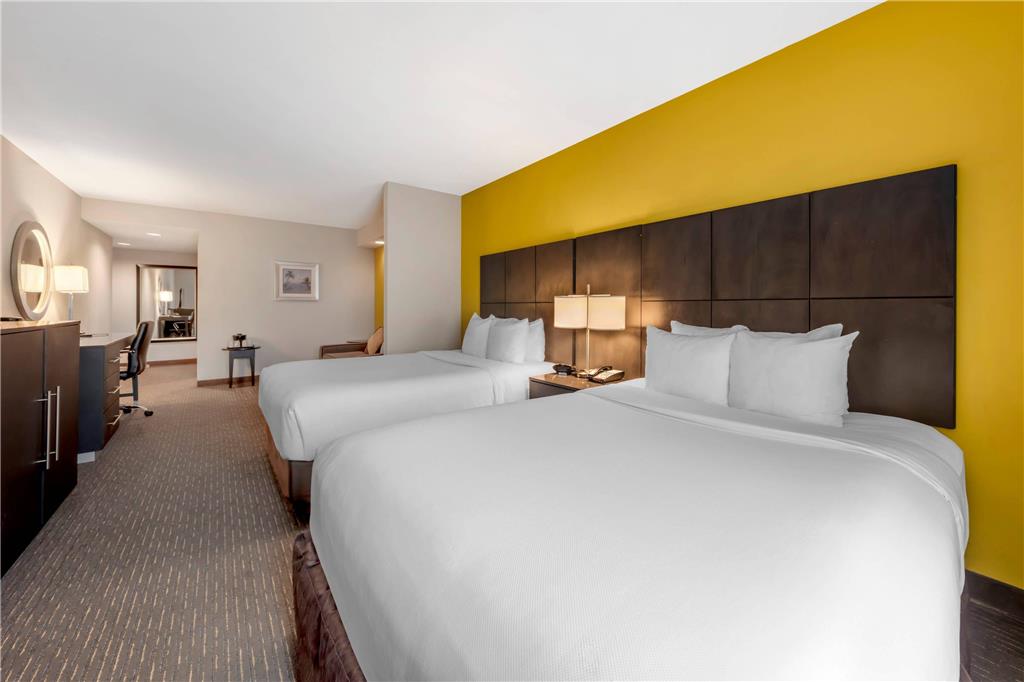 Comfort Suites Miami Airport North - photo 44