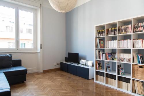 Youhosty Spartaco 28 — 4-Star Luxury Hotel in Milan, Italy