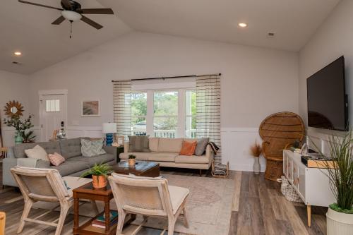 Suga Shack by Oak Island Accommodations - photo 18