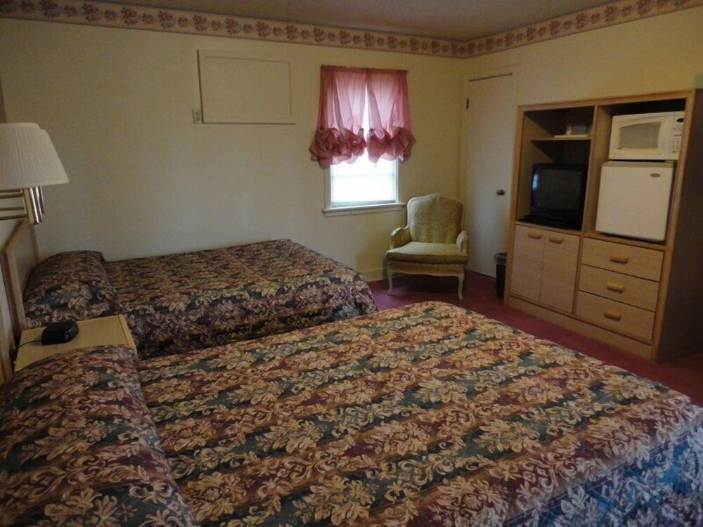 Theater Motel - photo 9
