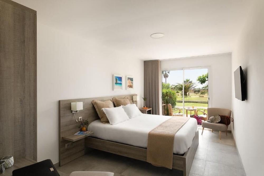 Hotel Marina di Lava — hotel in Appietto