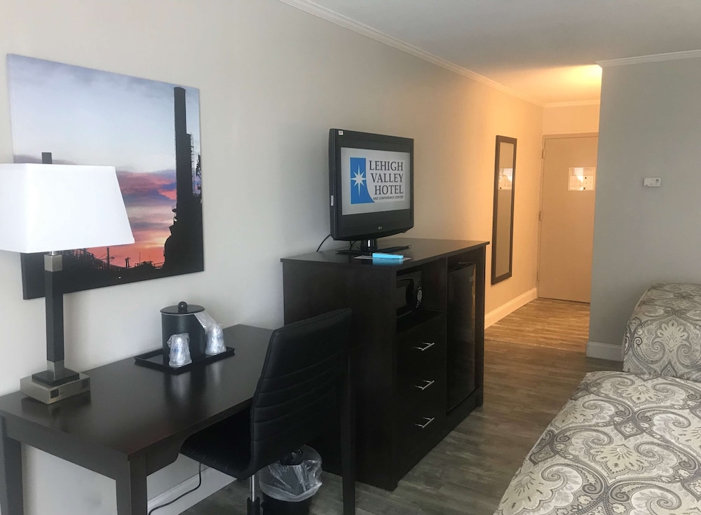 SureStay Plus Hotel by Best Western Lehigh Valley - photo 14