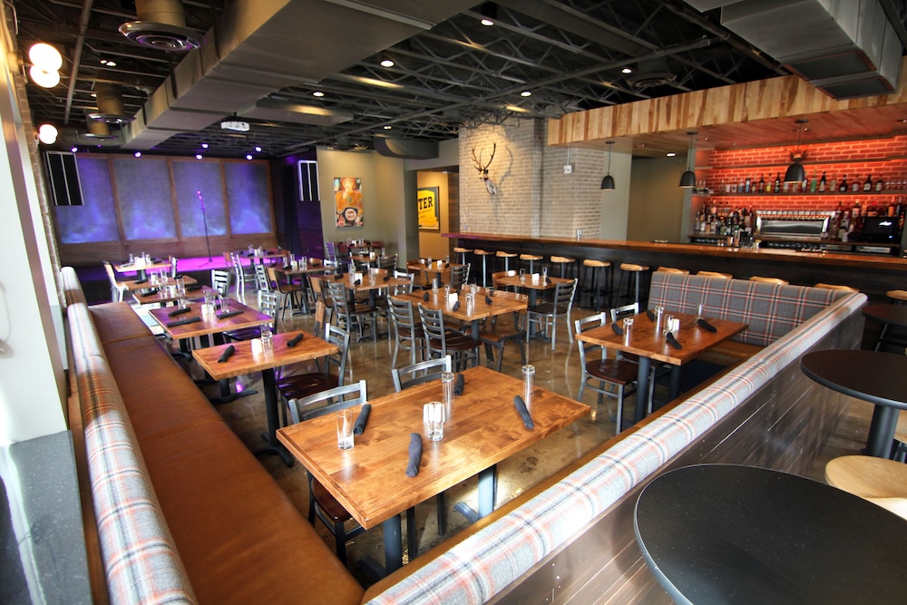 The Oxbow Hotel - photo 36