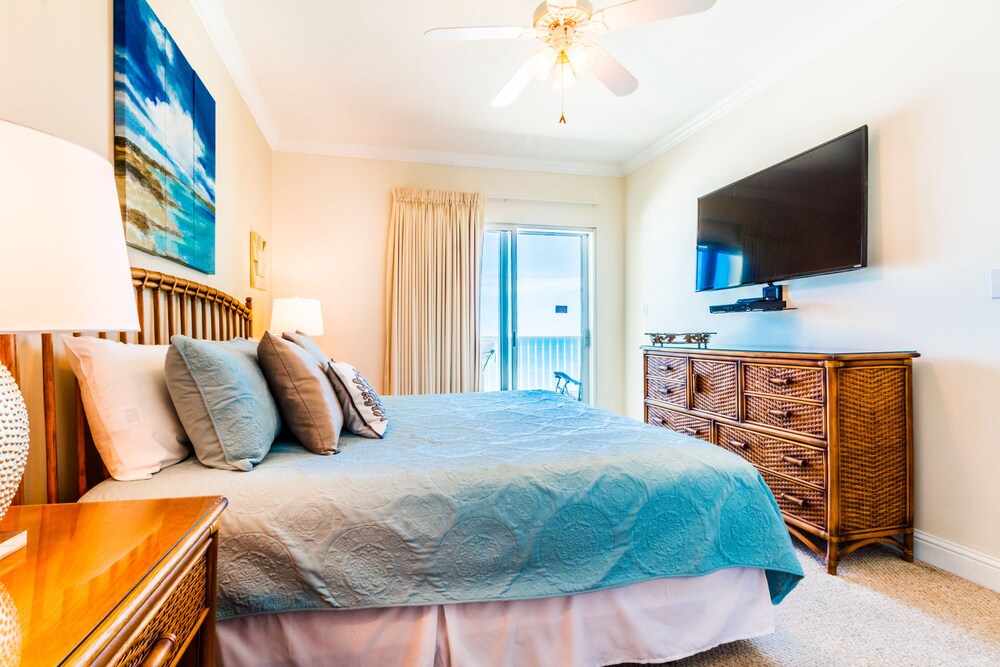 Crystal Shores by Luxury Gulf Rentals - photo 11
