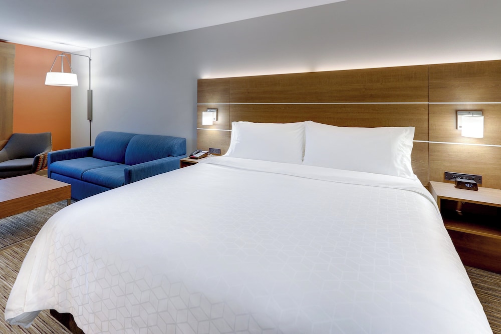 Holiday Inn Express & Suites Middletown Goshen by IHG - photo 41
