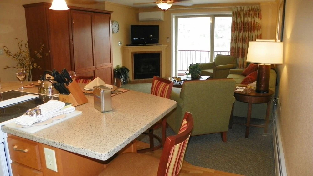 Vacation Week at Pollard Brooks Resort in Lincoln PB Feb 12th 19th 2Gre - photo 14