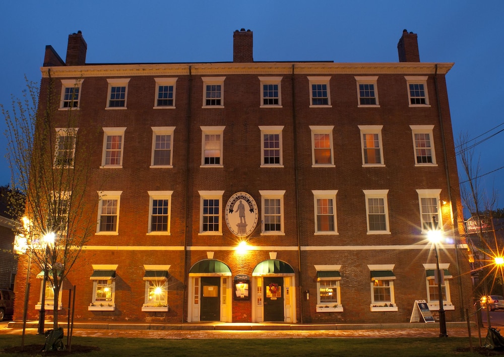 Garrison Inn Boutique Hotel in Newburyport, United States