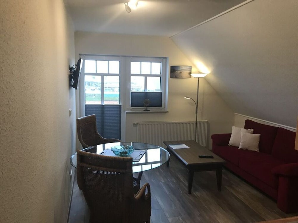 Augusta Palms - carbon neutral hotel in Centurion