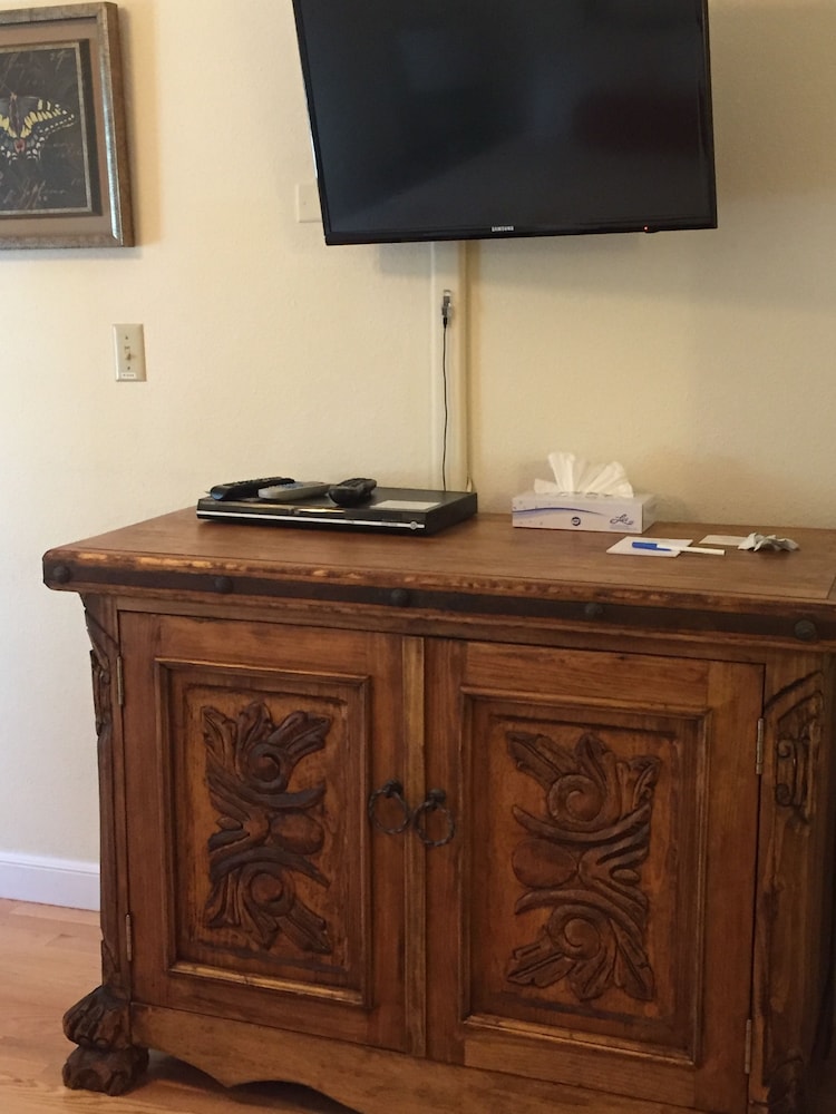 The Eagle Inn - photo 111