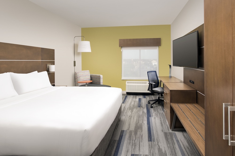 Holiday Inn Express & Suites San Antonio North Windcrest by IHG - photo 6
