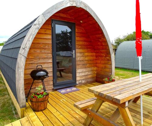Gateway Resort En Suite Glamping Pod in Llanelli, United Kingdom