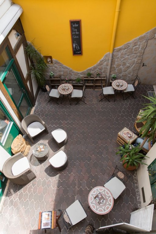 Hotel & Altstadt Cafe Glockenhof in Eltville, Germany