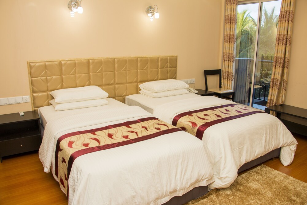 Abuharee Grand — Hithadhoo — photo 4