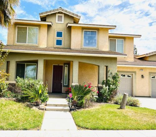 La Paz Private Room With Jacuzi in Fresno, United States