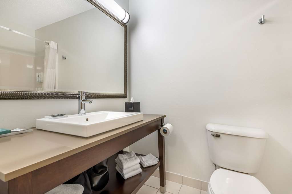 Country Inn & Suites by Radisson Watertown SD - photo 11