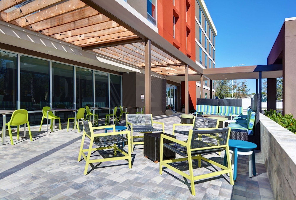 Home2 Suites by Hilton Largo - photo 42