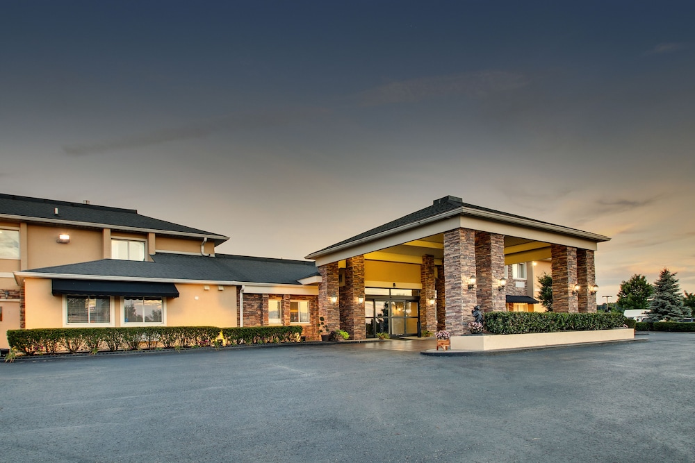 Greenfield Inn and Suites Elizabethtown KY I65 Exit 94 - photo 54