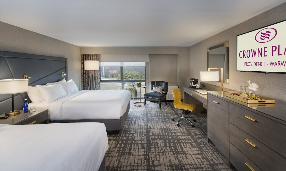 Crowne Plaza Providence Warwick Airport by IHG - photo 11