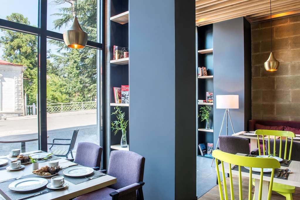 Cafe Tizziani