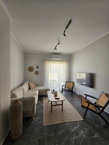 Electra Apartment — 4-Star Luxury Hotel in Nafpaktos, Greece