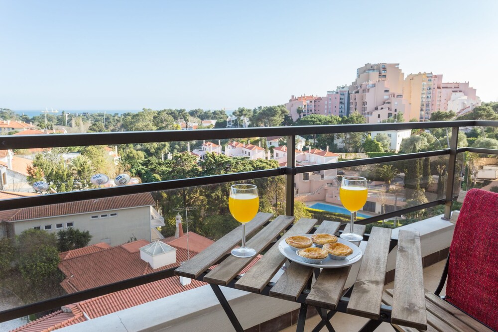 Cascais Panoramic Apartment — 4-Star Luxury Hotel in Cascais, Portugal