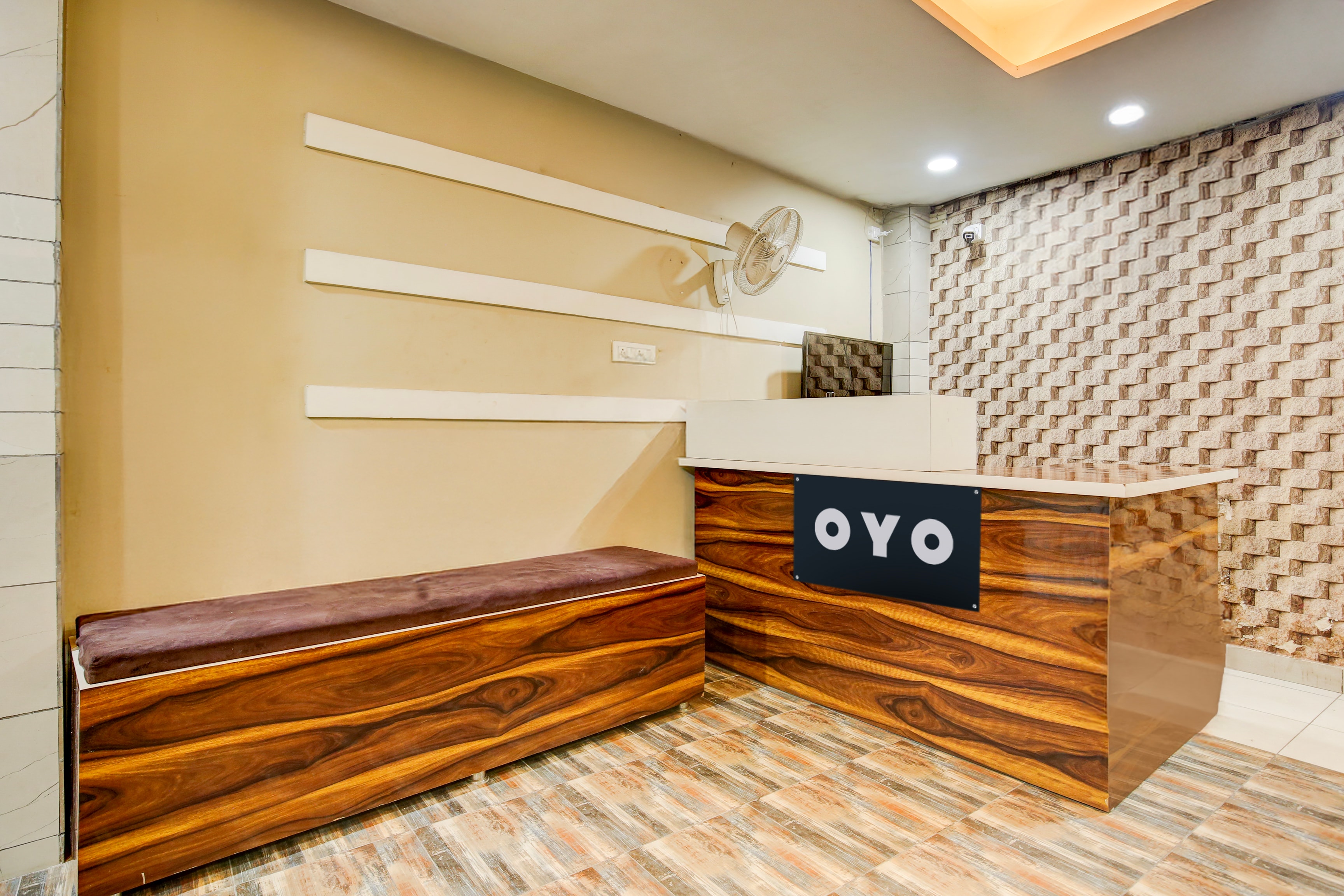 Hotel O J Classic