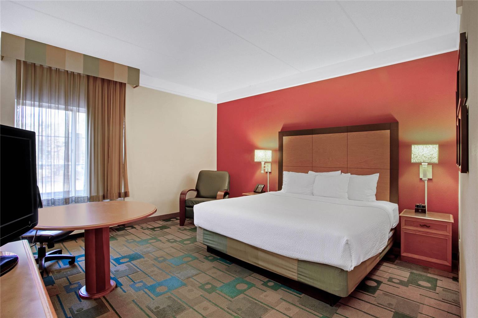 La Quinta Inn & Suites by Wyndham Winston Salem - photo 33