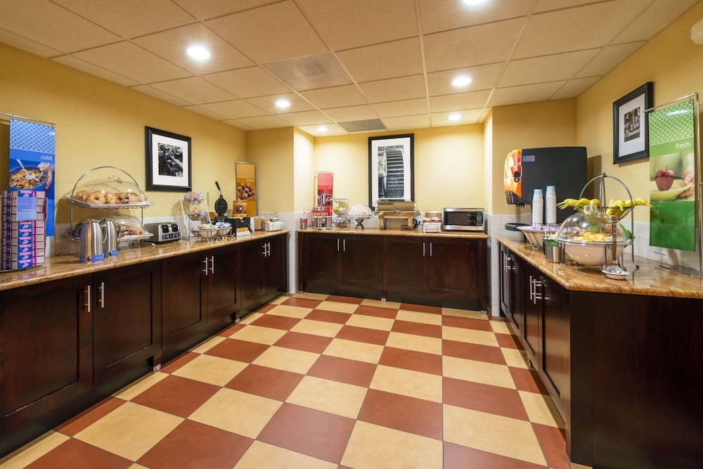 Hampton Inn by Hilton Baton Rouge I 10 & College Dr. - photo 21