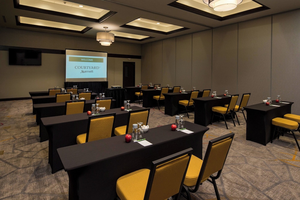Courtyard Marriott Lafayette - photo 43