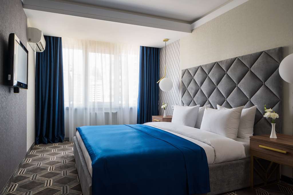 OK Odessa Hotel — hotel in Odessa