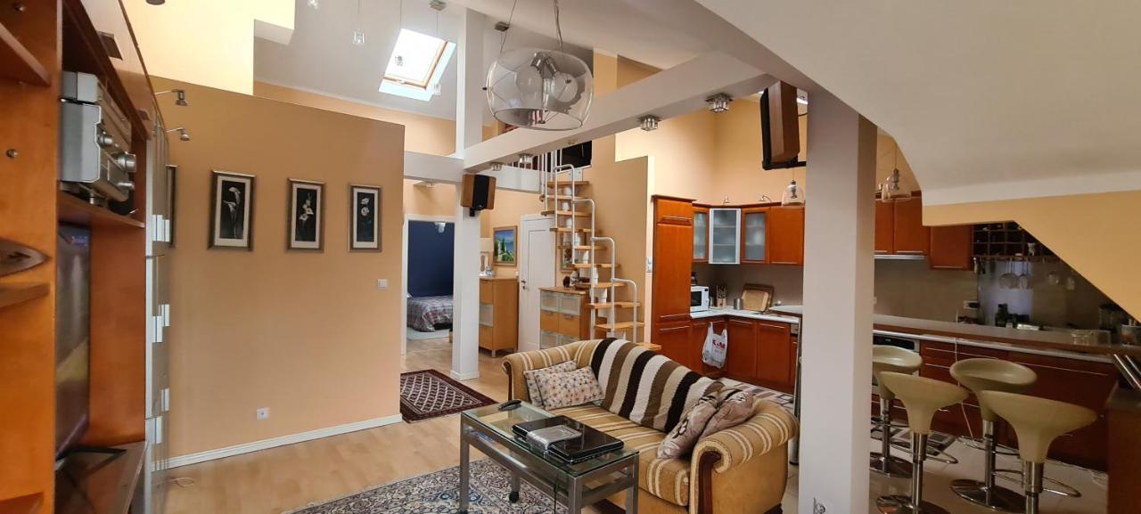 Omulewska Apartment Warsaw City Center — 4-Star Luxury Hotel in Warsaw, Poland
