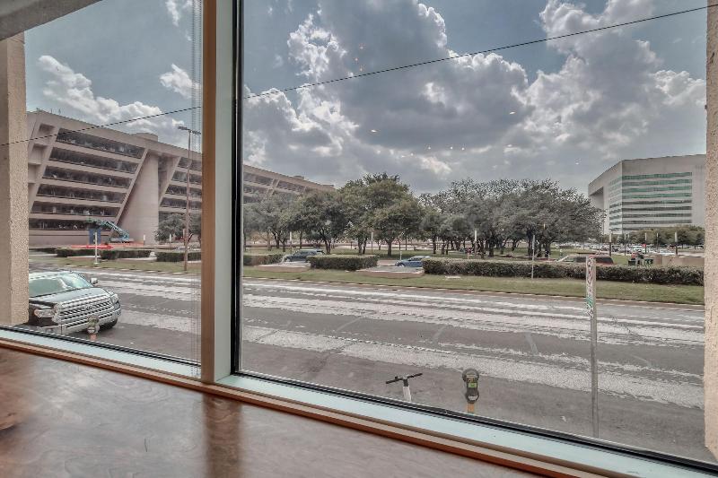 Luxury Downtown Dallas Stay by Amyfinehouse - photo 144
