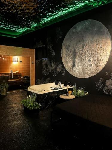 MOON ROOM privátní wellness — hotel in Chrudim