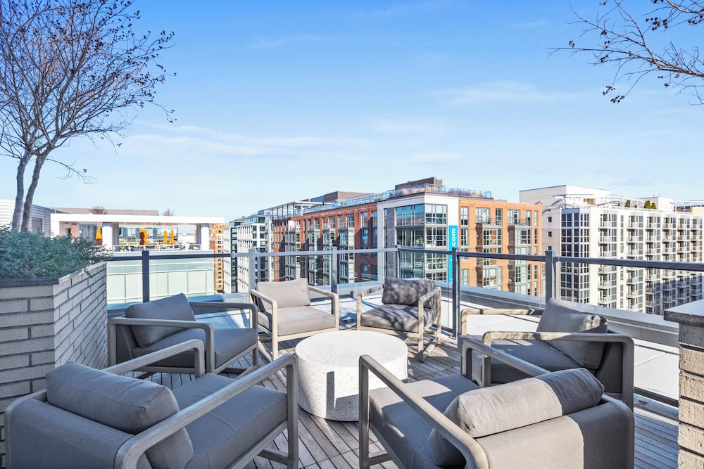 Coda on Half a Placemakr Experience Navy Yard - photo 47
