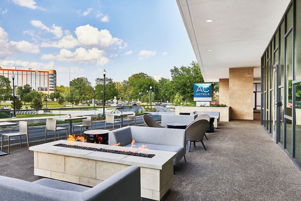 AC Hotel by Marriott Huntsville Downtown - photo 26