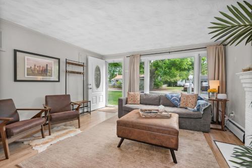 7 Raymond Avenue South Yarmouth The Sandlot Shanty in South Yarmouth, United States