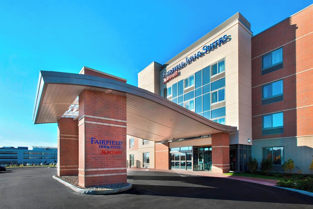 Fairfield Inn and Suites by Marriott Syracuse Carrier Circle - photo 23