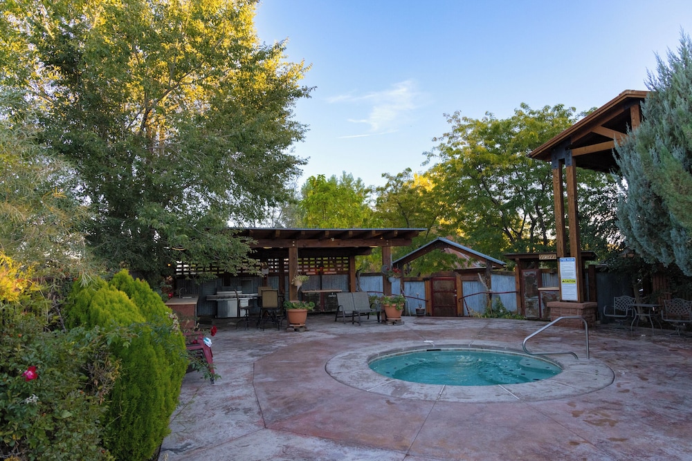 Boulder Mountain Lodge - photo 8