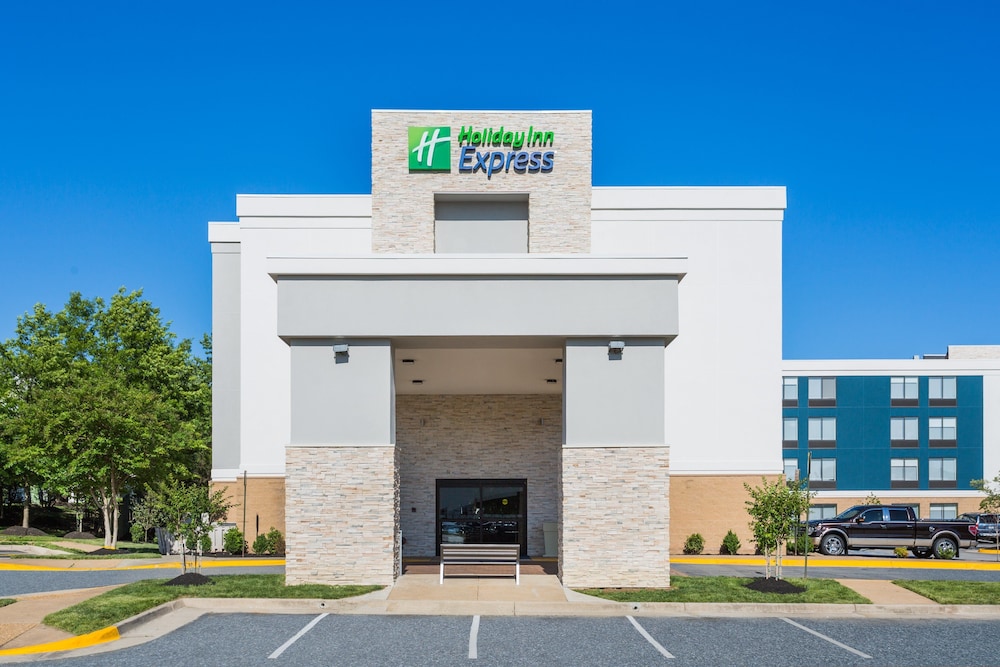 Holiday Inn Express Lorton by IHG - photo 30
