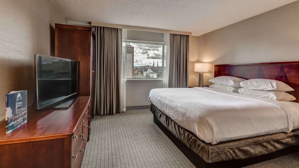 Embassy Suites by Hilton Cincinnati RiverCenter - photo 14