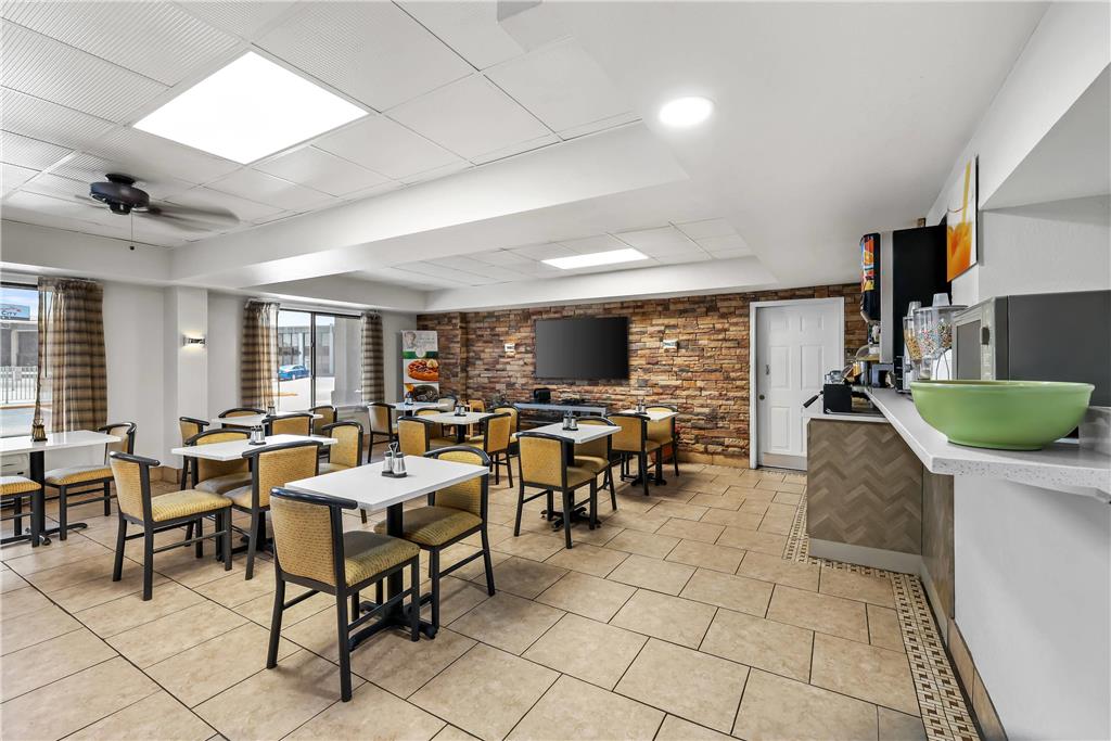 Quality Inn Bowling Green South - photo 28
