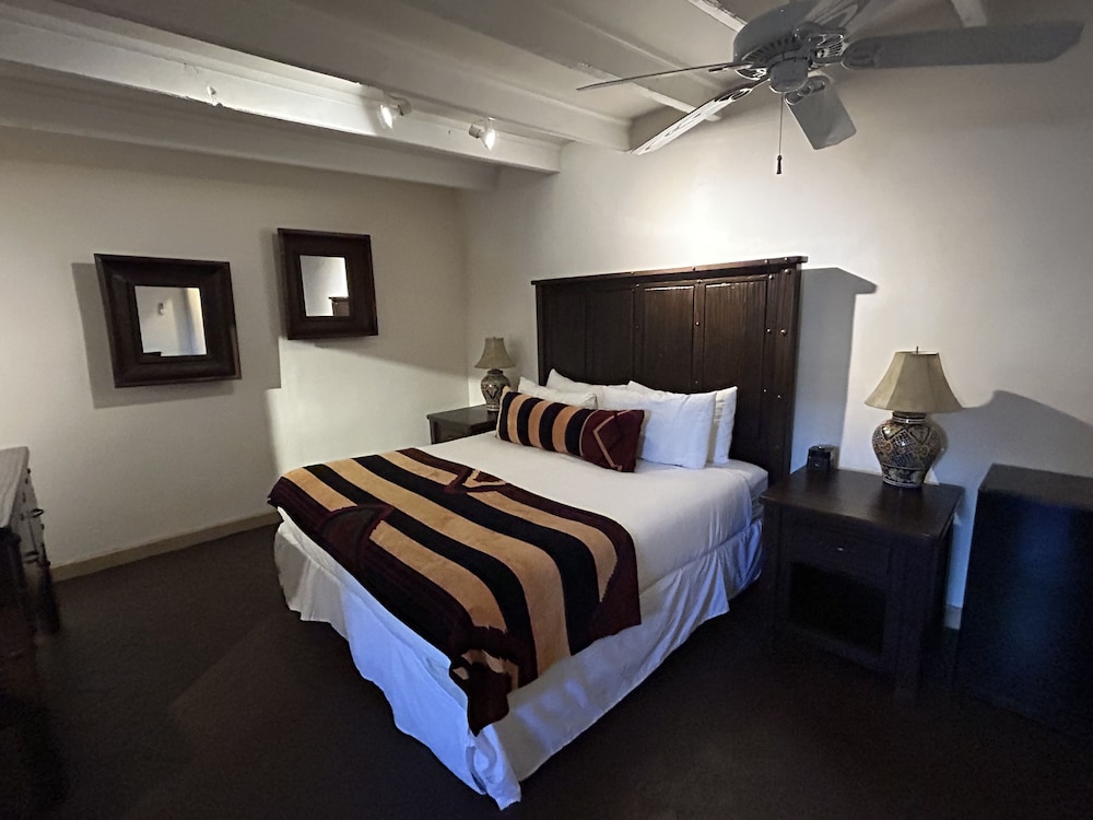 The Inn at Vanessie - photo 28