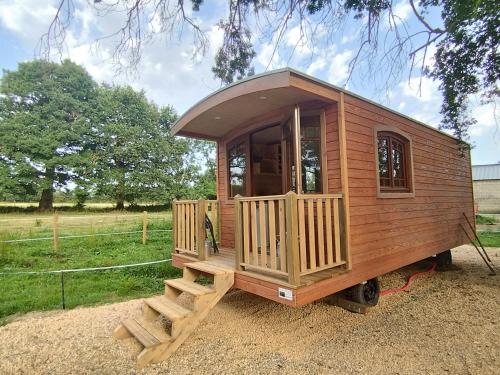 Roulotte Tout Confort a la Ferme in Machecoul, France