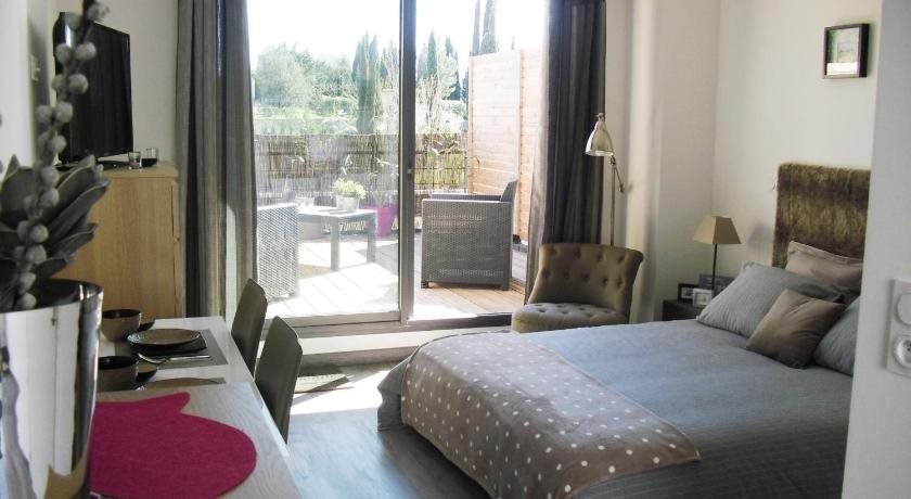 Studio V Deux Pas D Aix in Aix-En-Provence, France