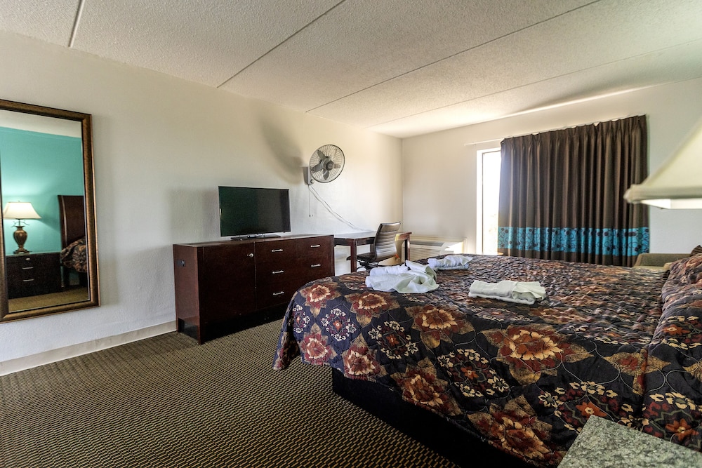 Crystal Palace Resort - photo 11
