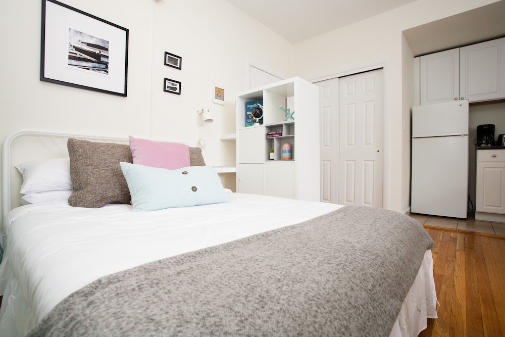 Classic 2BR in Back Bay by Sonder - photo 13