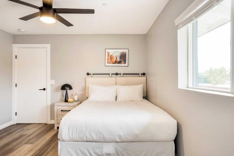 Ezra By Avantstay Modern South Scottsdale Escape - photo 8