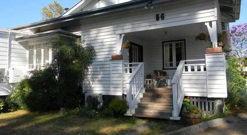 Glenellen Bed and Breakfast — 4-Star Luxury Hotel in Toowoomba, Australia