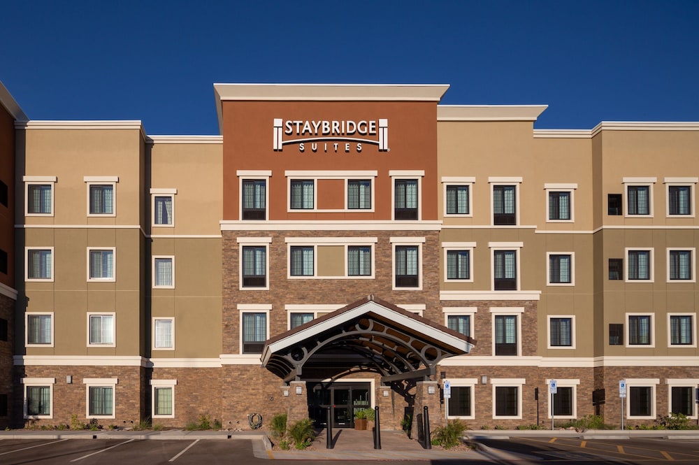 Staybridge Suites Phoenix Biltmore Area by IHG - photo 46