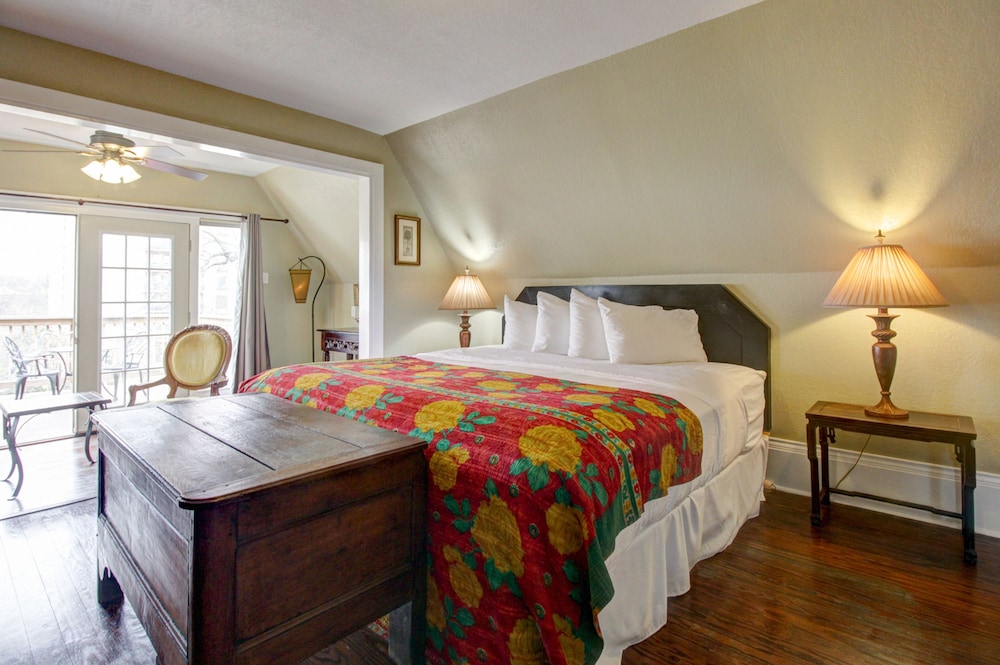 Inn on the Riverwalk - photo 25